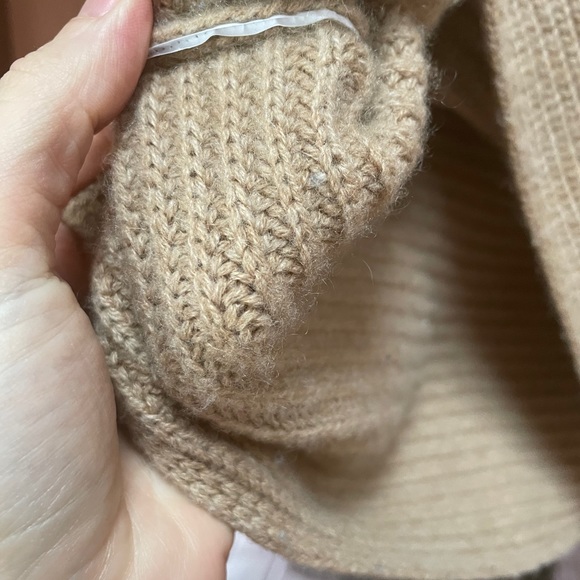 SOLD-Lou & Grey 100% Cashmere Ribbed Sweater - Picture 12 of 15